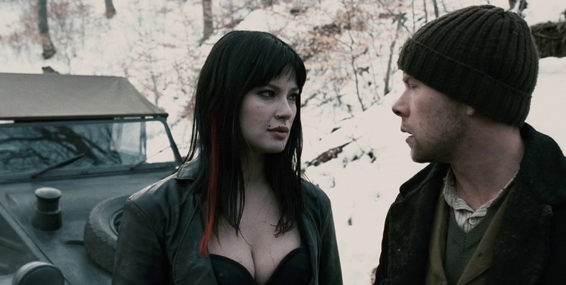 Brendan Fletcher y Natassia Malthe en bloodrayne-the-third-reich