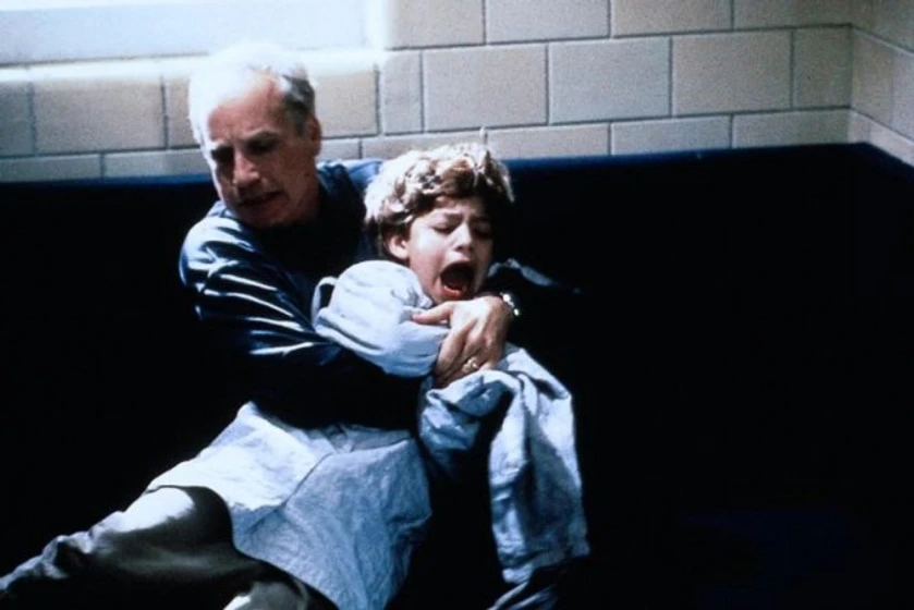Richard Dreyfuss y Ben Faulkner en un-testigo-en-silencio