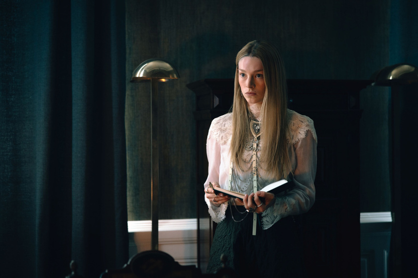 Hunter Schafer en mother-mary