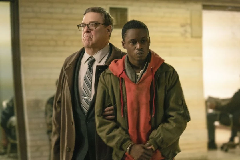 John Goodman y Ashton Sanders en nacion-cautiva