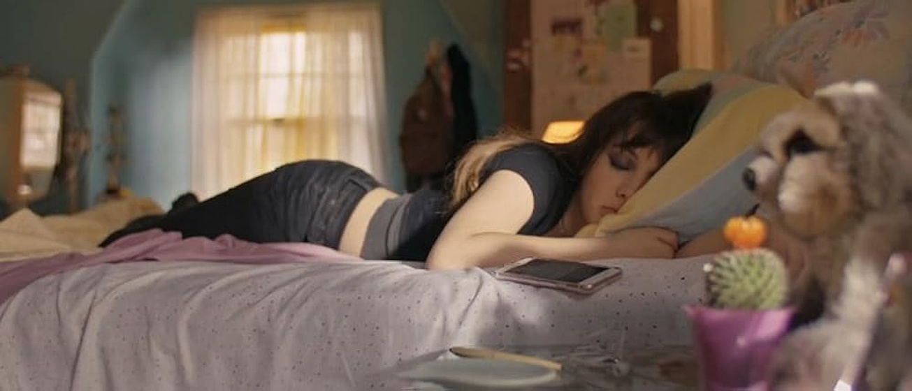Hannah Marks en banana-split