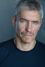 picture of actor Sean Buchanan