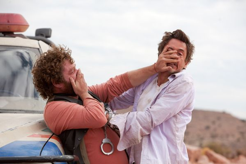 Robert Downey Jr. y Zach Galifianakis en Salidos de cuentas