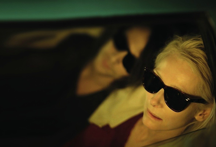 Tilda Swinton y Tom Hiddleston en Solo los amantes sobreviven