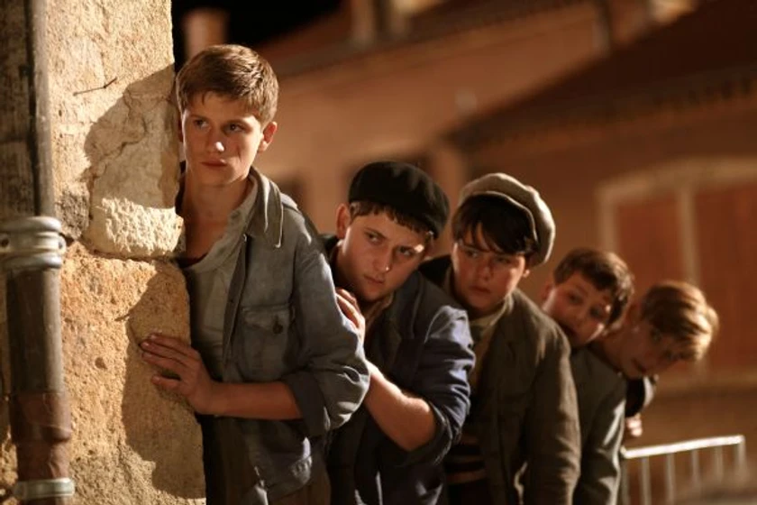 Jean Texier y Théophile Baquet en la-guerra-de-los-botones-2011