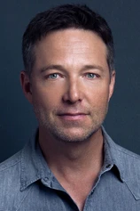 Foto de George Newbern