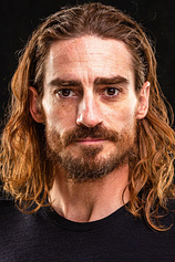 picture of actor Brad Ashten