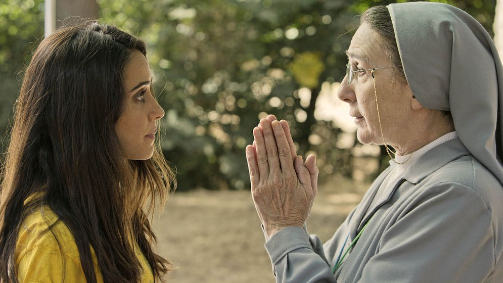 Gracia Olayo y Macarena García en La Llamada