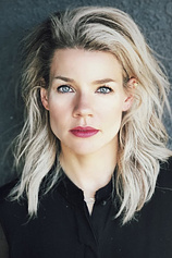 photo of person Elizabeth Chomko
