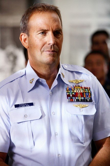 Kevin Costner en Guardianes de Altamar