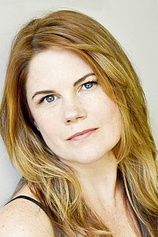 picture of actor Jennifer Hall