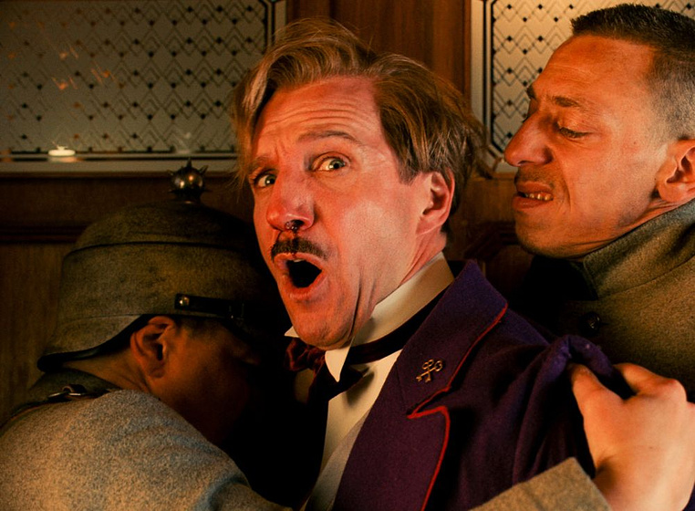 Ralph Fiennes en El Gran Hotel Budapest