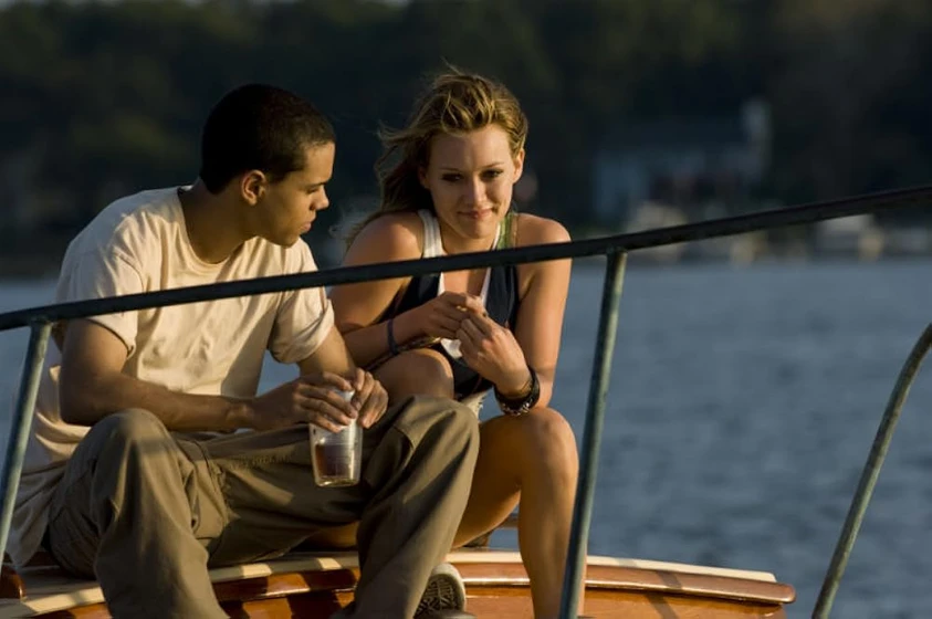 Hilary Duff y Evan Ross en according-to-greta