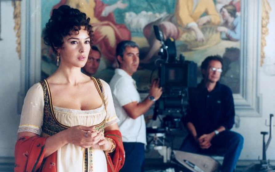 Monica Bellucci en 'N' Napoleón y yo