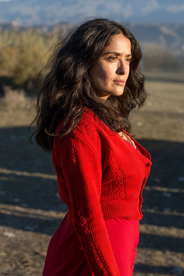 Salma Hayek en Los Caminos que no escogemos