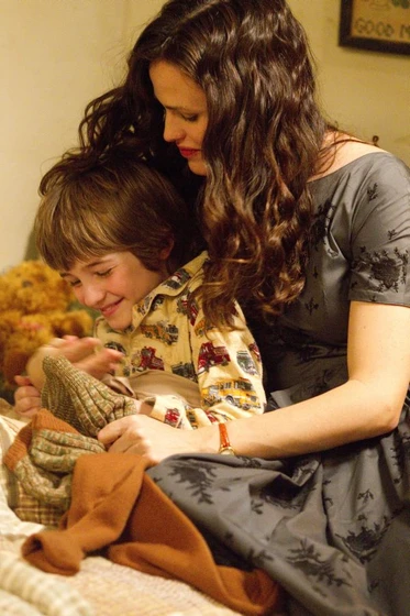Jennifer Garner y Cameron 'CJ' Adams en la-extrana-vida-de-timothy-green