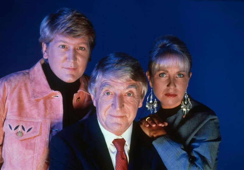 Michael Parkinson, Sarah Greene y Mike Smith en ghostwatch