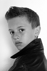 picture of actor Dylan Torrell