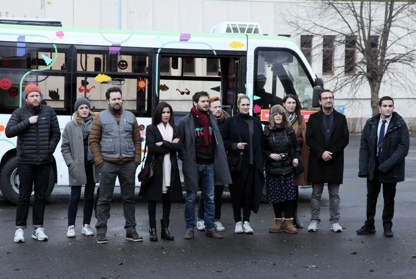 Sabrina Ouazani, Gilles Lellouche y Malik Bentalha en bienvenidos-al-barrio