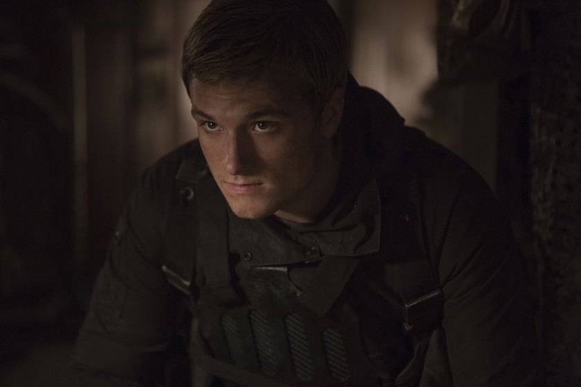 Josh Hutcherson en Los Juegos del Hambre: Sinsajo. Parte 2