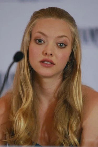 Amanda Seyfried en mamma-mia (Photocall en Berlin (Julio 2008))