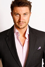 picture of actor Chris Hayes