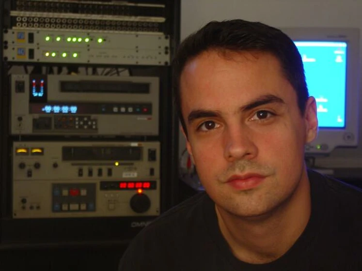 Alex Rivera en sleep-dealer