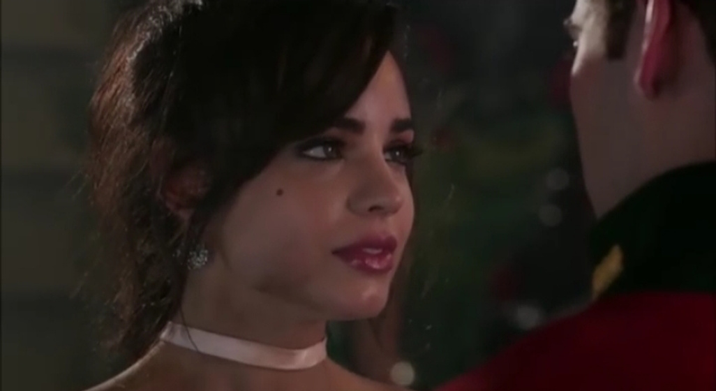 Sofia Carson en Una Cenicienta Moderna: El Papel de su Vida