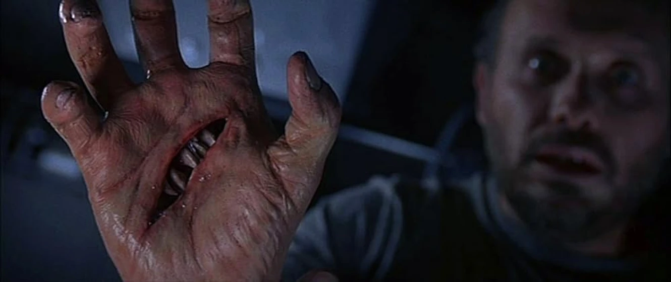 Hector Elizondo en leviathan-el-demonio-del-abismo
