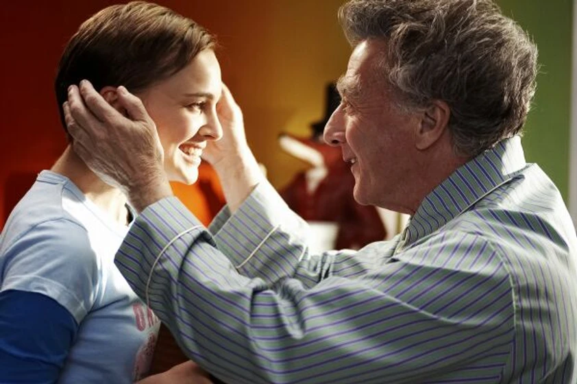 Dustin Hoffman y Natalie Portman en mr-magorium-y-su-tienda-magica