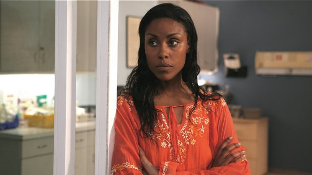 Christine Adams en Bajo el Gran Azul