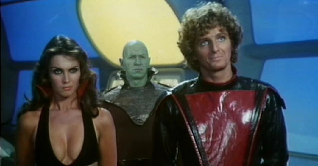 Marjoe Gortner, Caroline Munro y Robert Tessier en star-crash-choque-de-galaxias