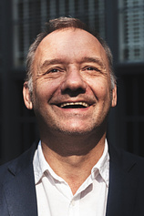 photo of person Bob Mortimer
