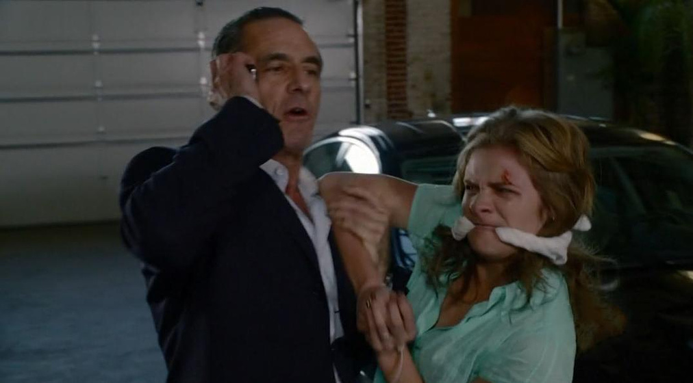 Jenna Boyd y Robin Thomas en Falsa Identidad