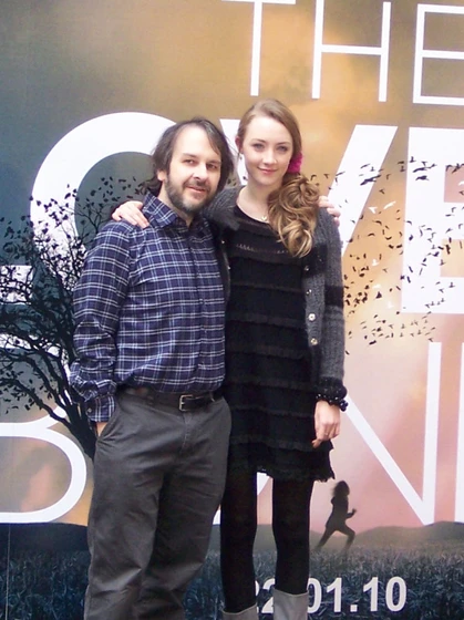 Peter Jackson y Saoirse Ronan en the-lovely-bones (Promoción en Madrid (1-12-09))