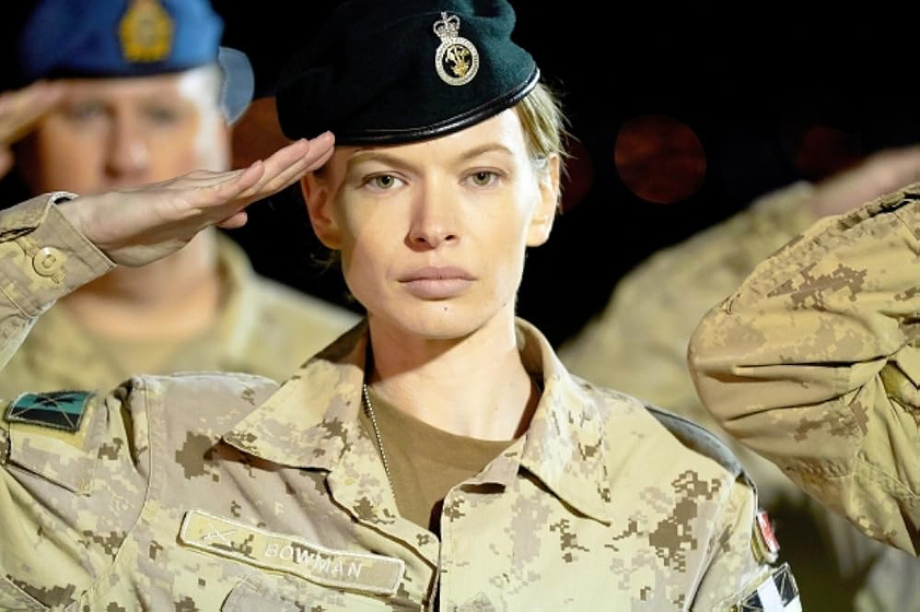 Christine Horne en Zona de Combate (Hyena Road)