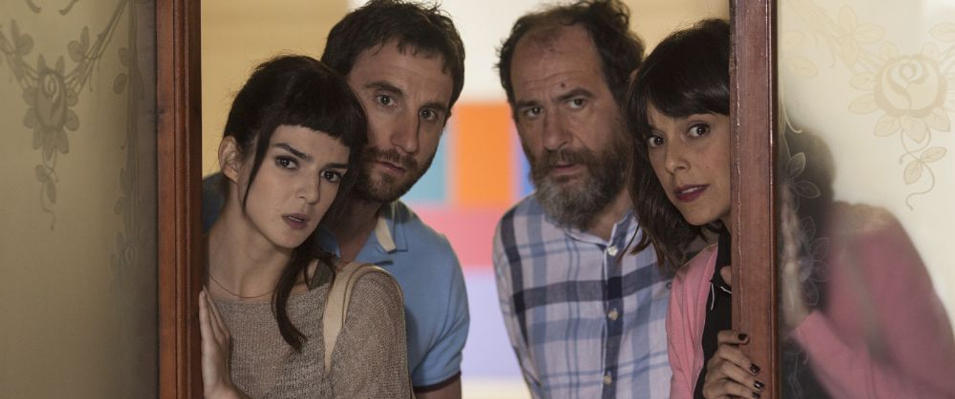 Karra Elejalde, Clara Lago, Belén Cuesta y Dani Rovira en Ocho Apellidos catalanes