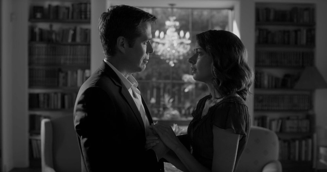 Amy Acker y Alexis Denisof en Mucho Ruido y Pocas Nueces