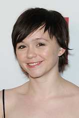 picture of actor Emily Skeggs