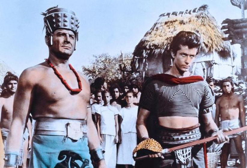 Brad Dexter y George Chakiris en Los Reyes del Sol