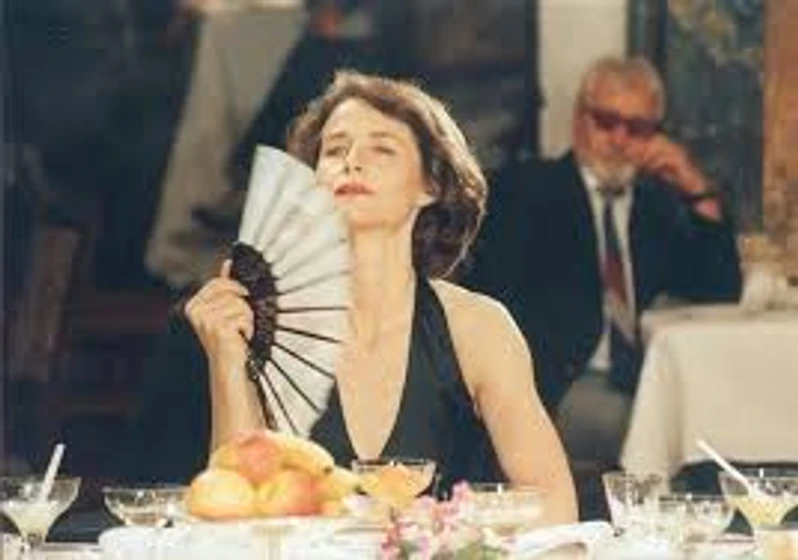 Charlotte Rampling en asphalt-tango