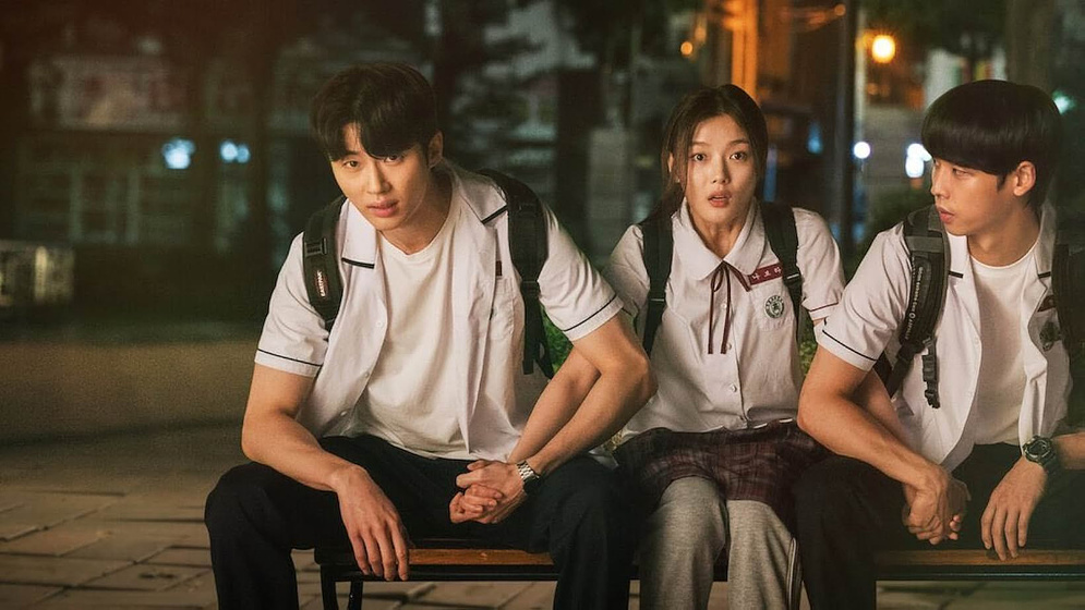 Yoo-Jeong Kim, Byeon Woo-seok y Park Jung-woo en Una Chica del Siglo XX