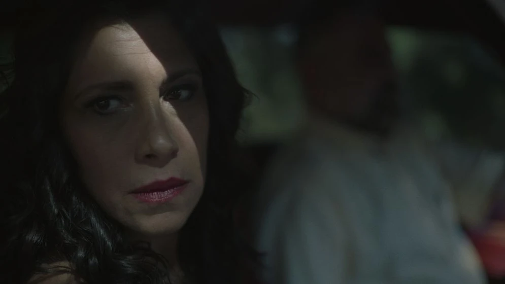 Carol Abboud en riverbed-el-estanque-de-la-doncella