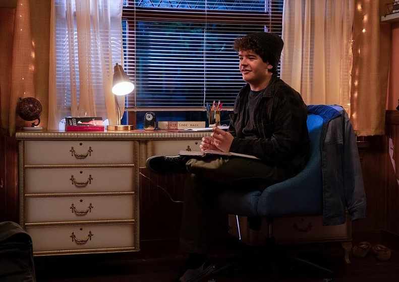 Gaten Matarazzo en honor-society