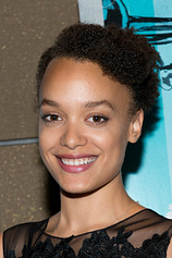picture of actor Britne Oldford