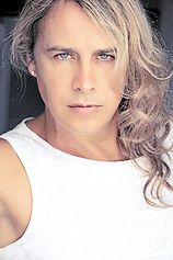 picture of actor Karla Sofía Gascón