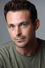 picture of actor Jules Knight