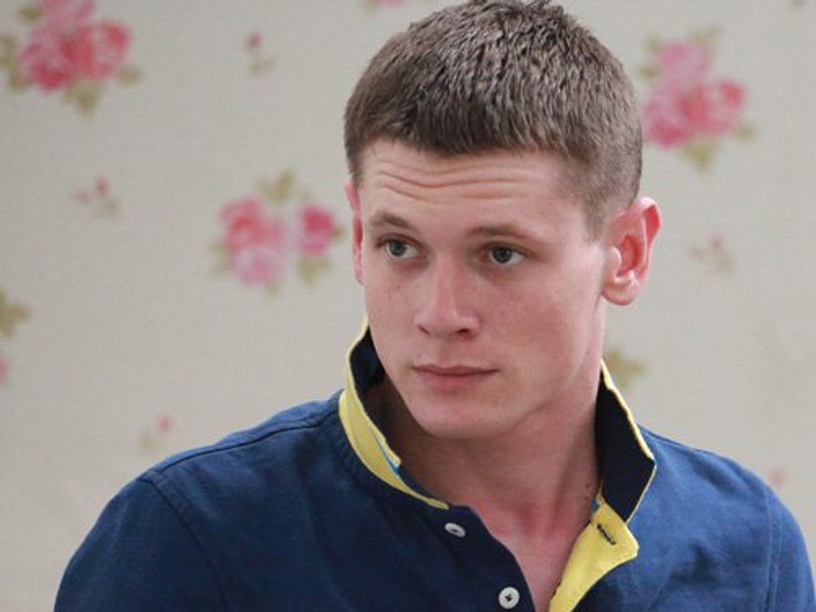 Jack O'Connell en Francotirador