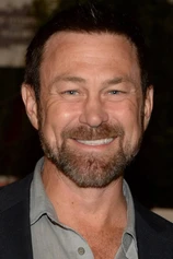 Foto de Grant Bowler