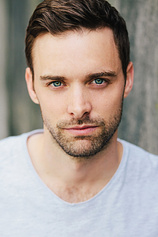 picture of actor Andrew Dunbar